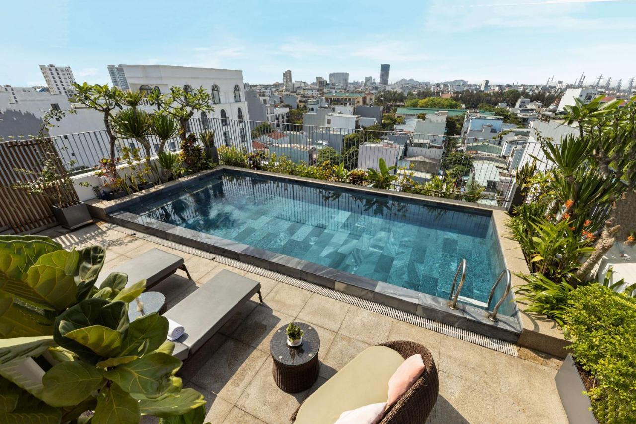 Moon Hotel And Apartment Danang Exterior photo