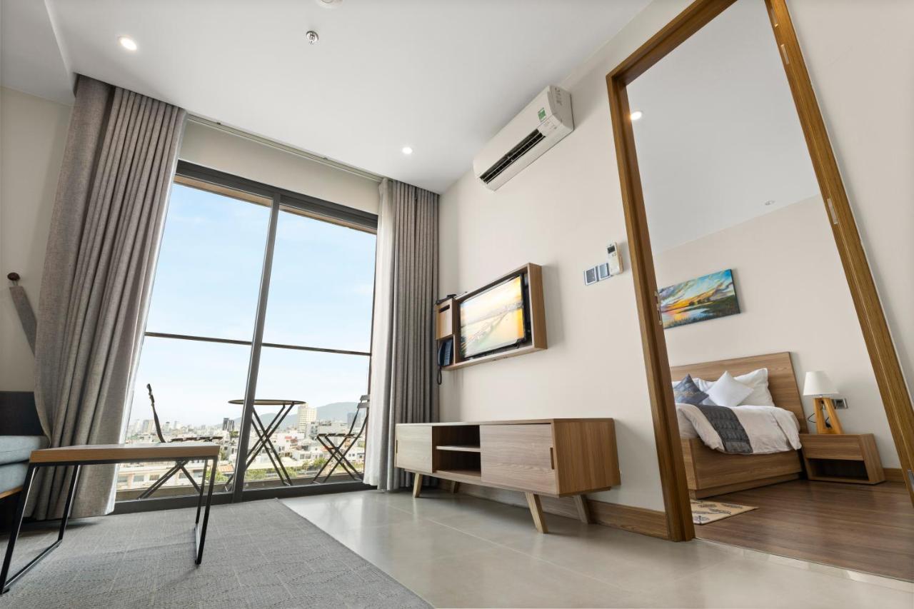 Moon Hotel And Apartment Danang Exterior photo