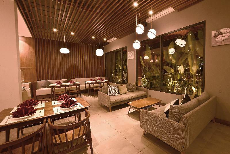 Moon Hotel And Apartment Danang Exterior photo